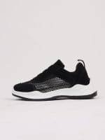 Oq taglikli qora ayollar krossovkalari — Turkiyadan ayollar poyabzali